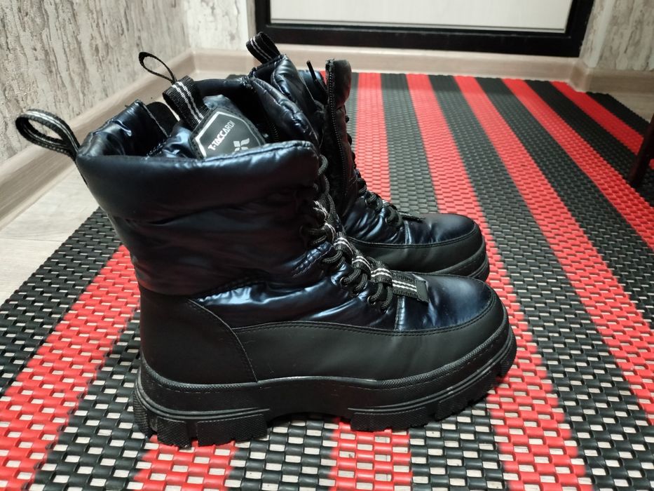 Продам дутыши срочно