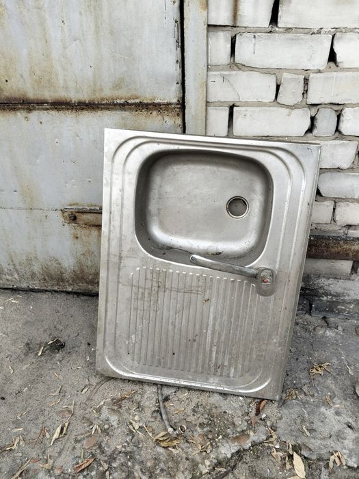 Продам раковину для кухни