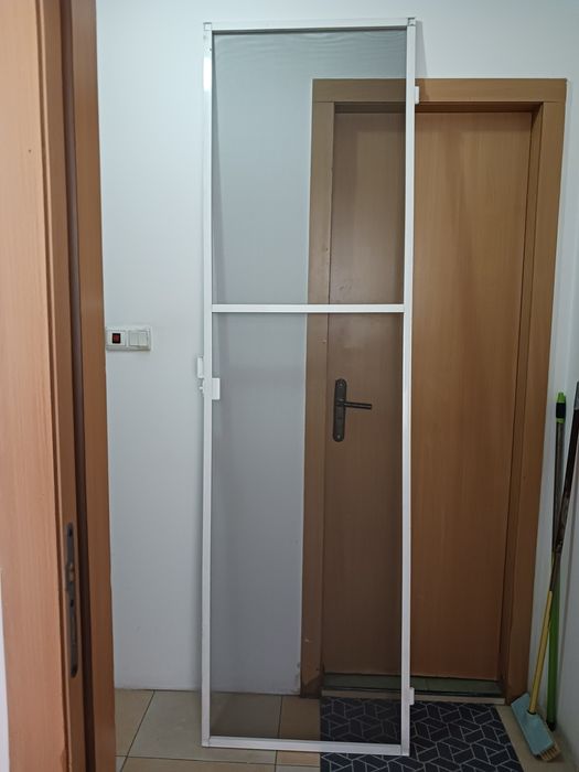 Комарници за прозорци