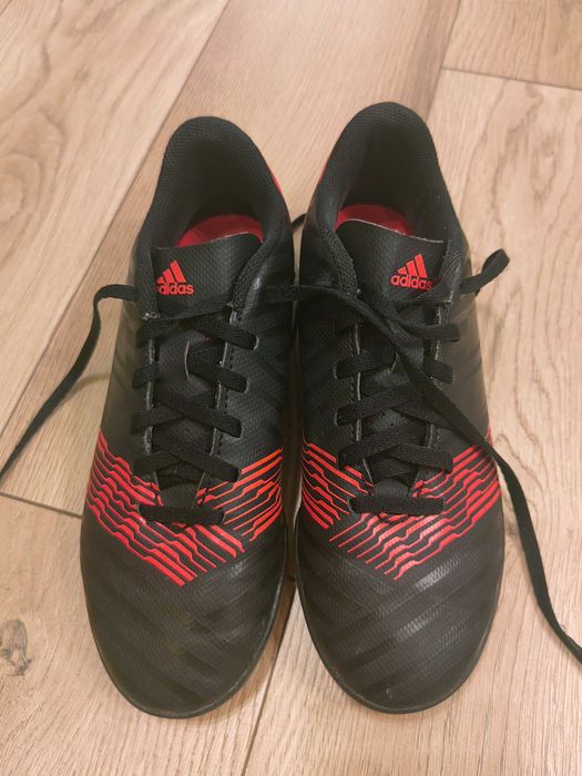 Детски спортни обувки Адидас