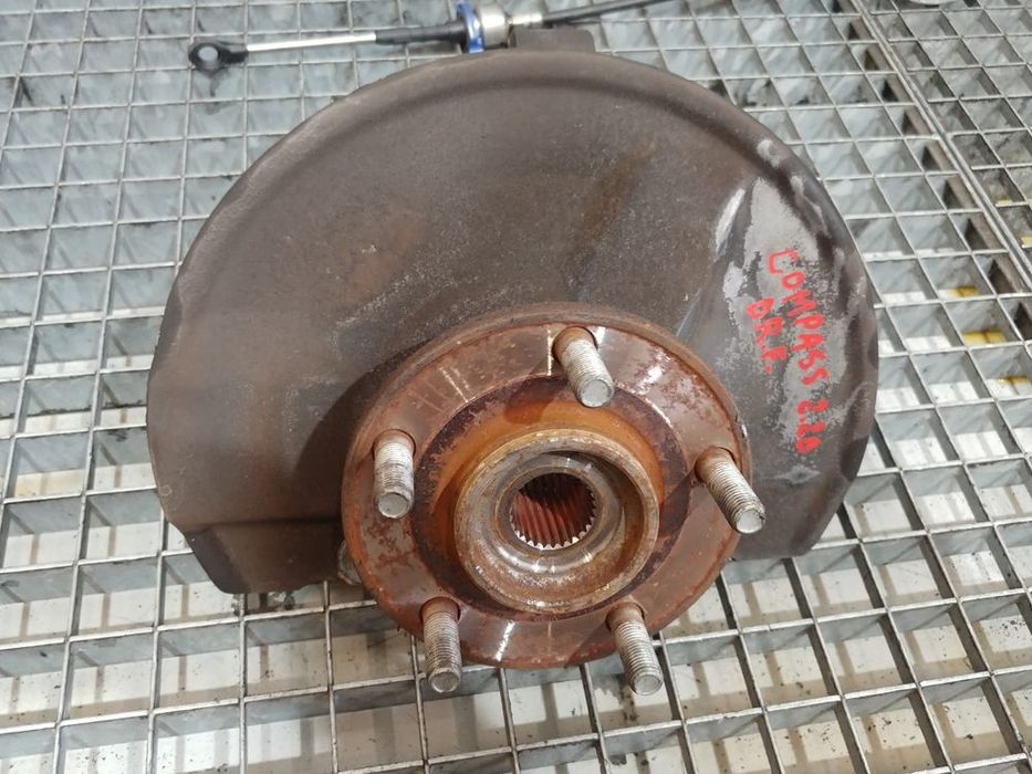 fuzeta dreapta fata 2.2 d jeep compass  2012 4x4 spn018425