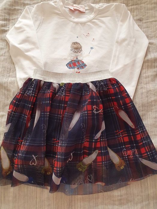 Рокли, блузи, суичер, пухен елек, ски панталон, шапка, шал  2-4 г.