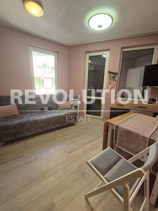 Дава се под наем Двустаен апартамент в Варна, Бриз - 60 кв.м за 800 € - Снимка #2