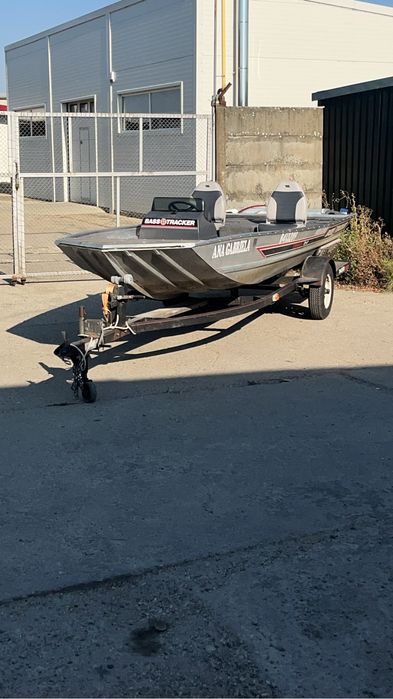 Suport barcă peridoc traker