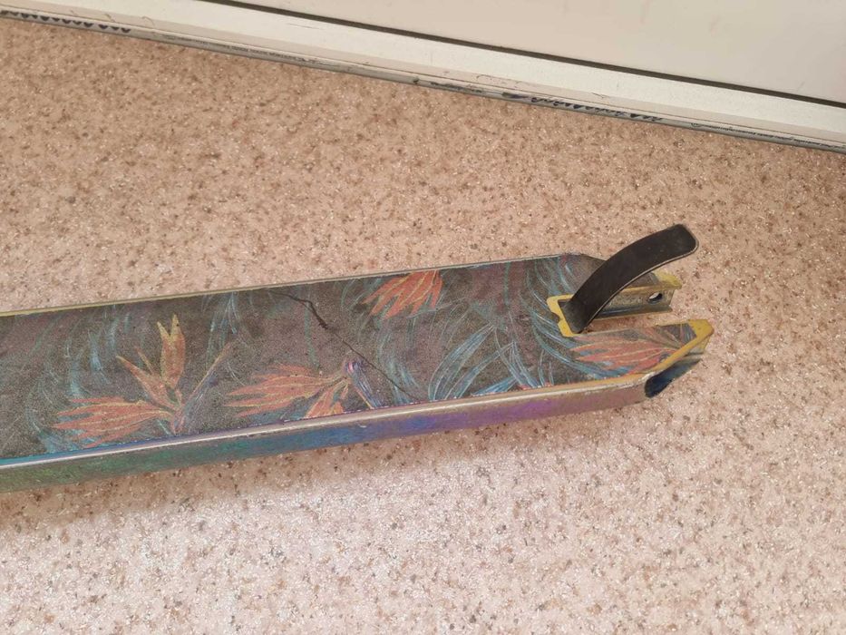 Детали от трюкового самоката