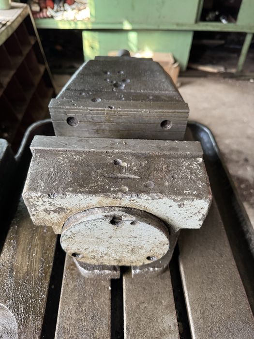 Тиски 200 губки,производста СССР