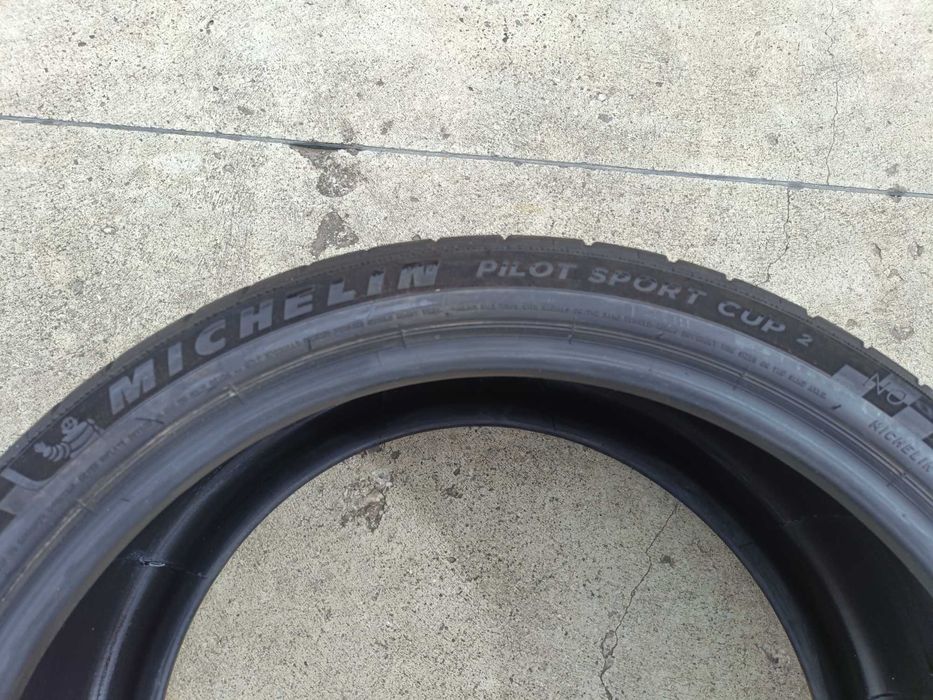 Doua anvelope vara 255 35 20 michelin pilot sport super cup 2 dot 2022