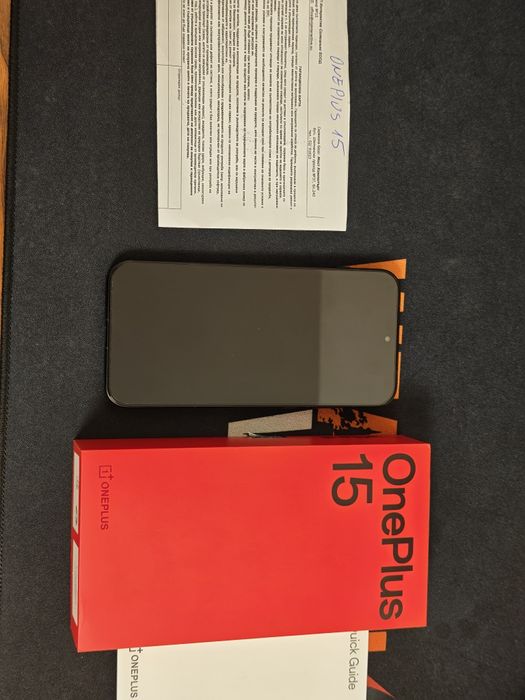 OnePlus 15 16GB - 512GB