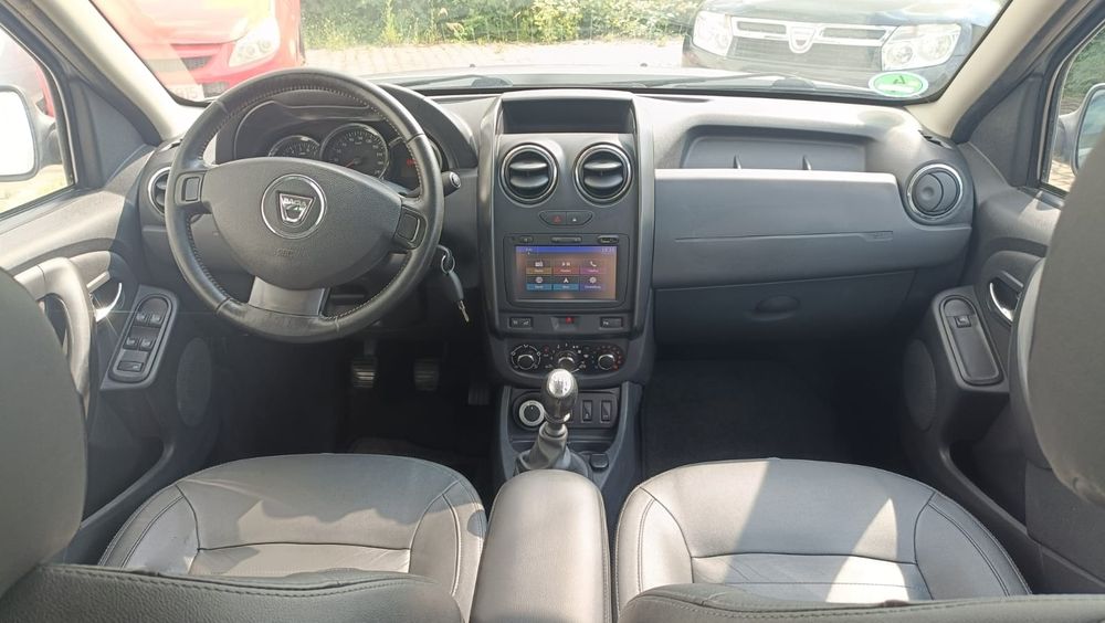 Dacia Duster Prestige 4x4 2016 Benzina Euro 6 Navigatoe Camera Piele  Incalzire 4WD