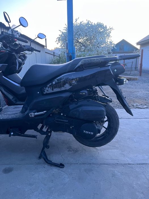 Продам мопед танк 150СС