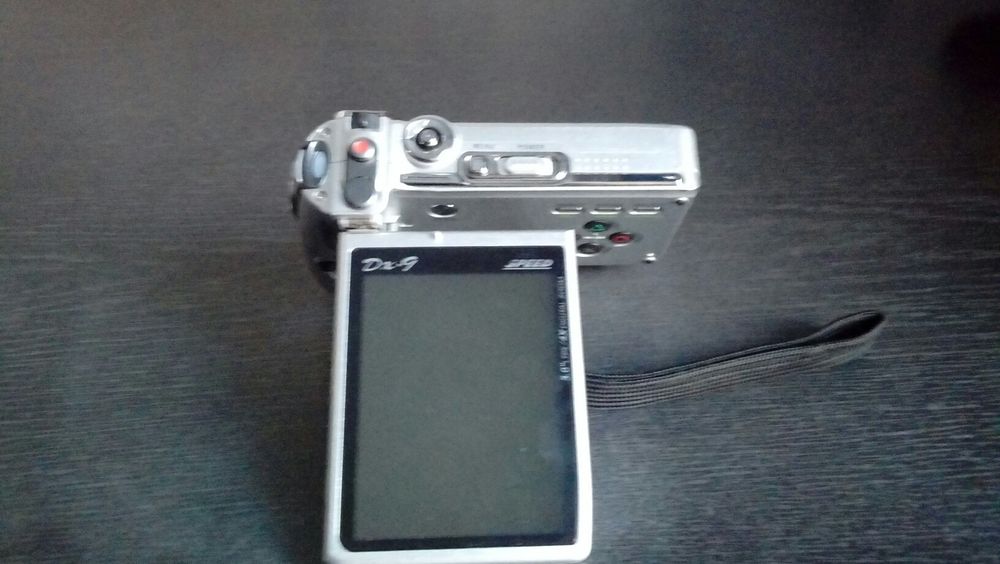 Продам видеокамеру