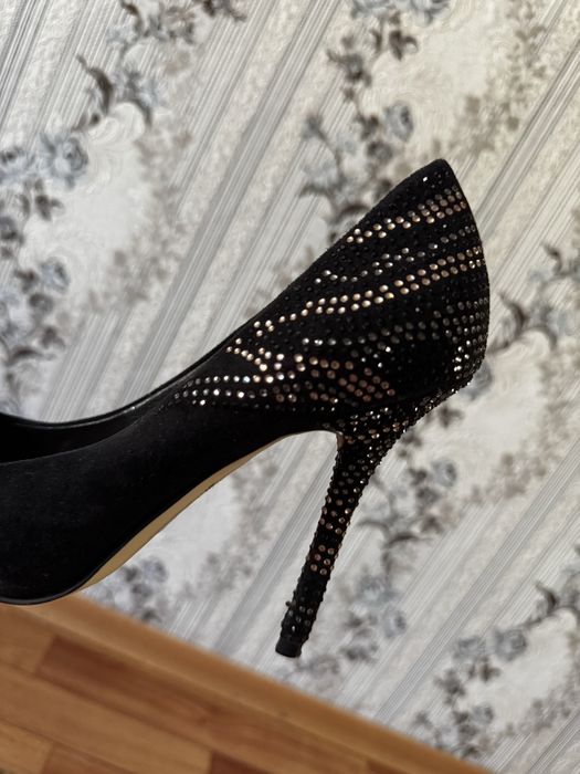 Продам туфли женские