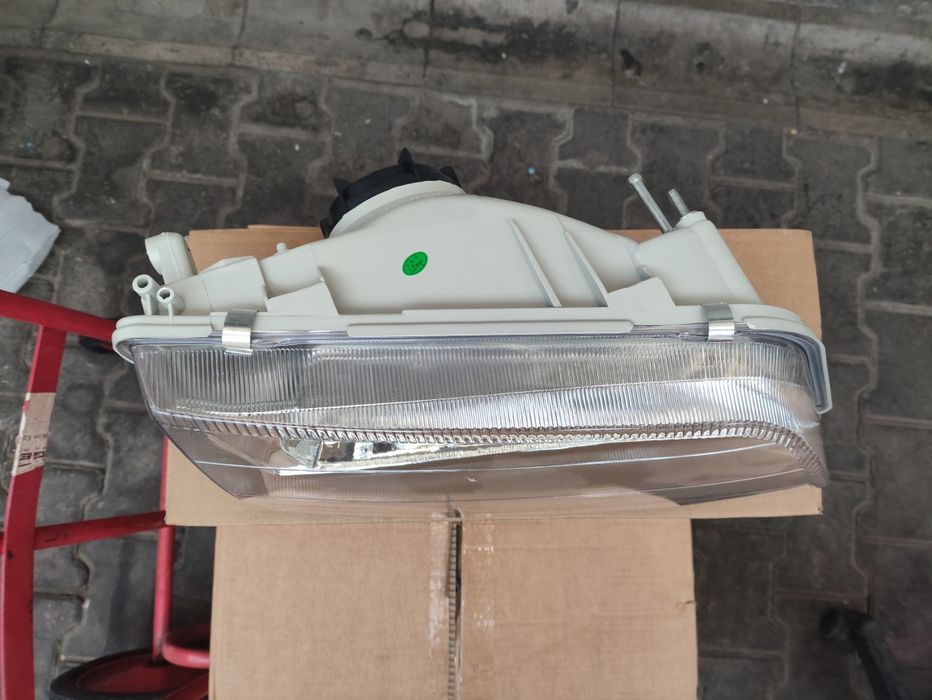 Ниссан максима фара хрустальный