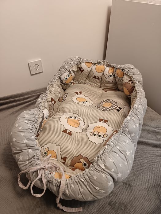 Бебешко гнездо двулицево