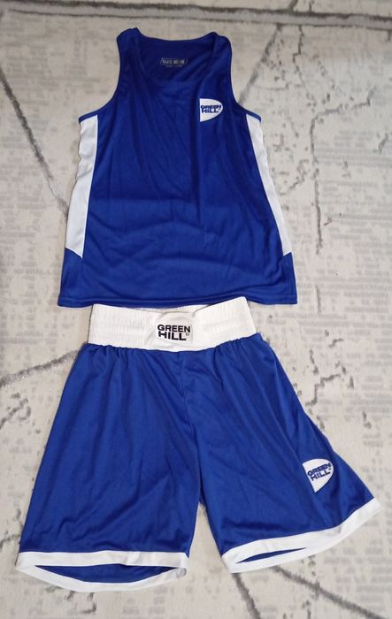 Продам боксерскую форму