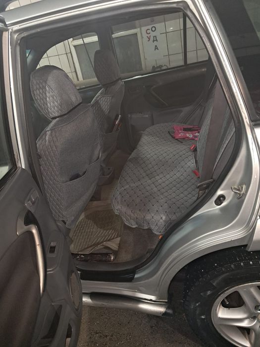 Продам Toyota RAV4