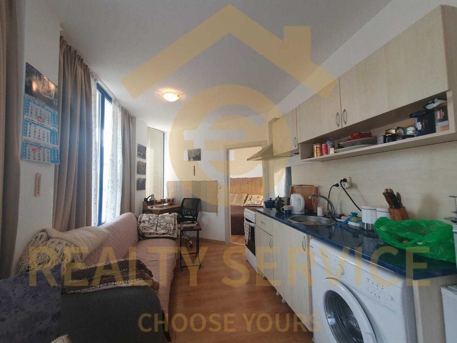 Продава се Двустаен апартамент в к.к. Слънчев бряг - 47 кв.м за 1426 €/кв.м - Снимка #2