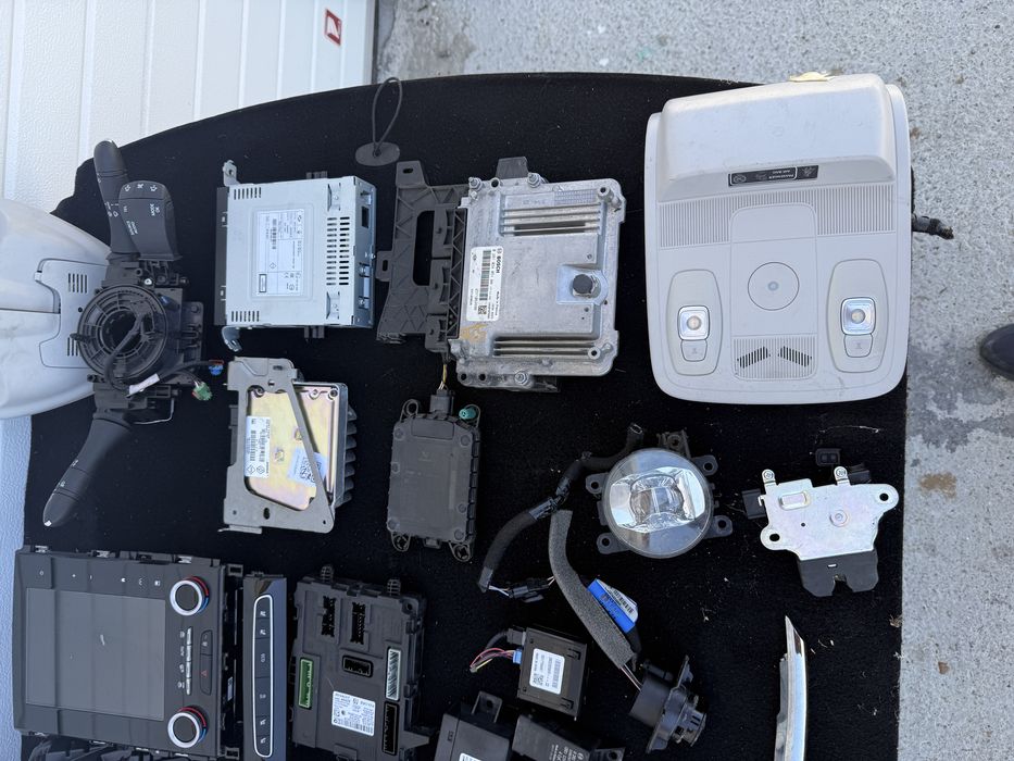 Tableta ecu proiector modul ceasuri spira volan camera Talisman 2018