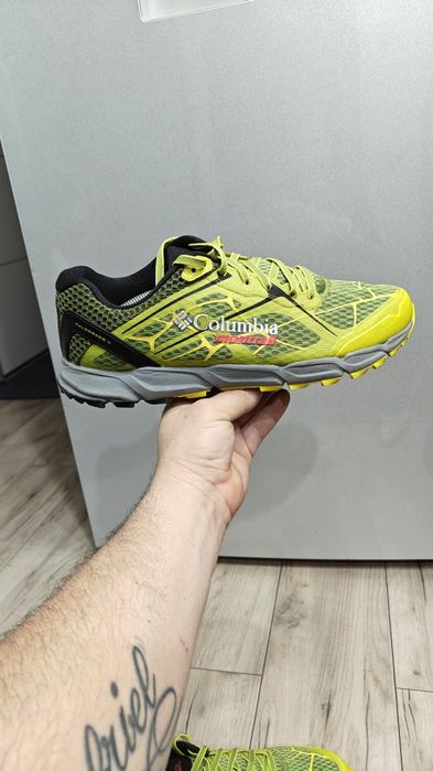 Columbia mărimea 44