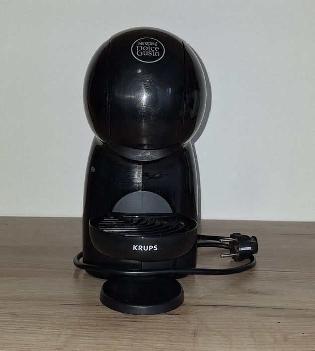Expressor Krups cu capsule tip  Dolce Gusto