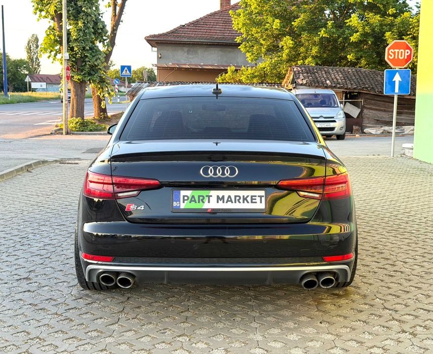 AUDI A4 S4 B9 3.0TFSI На Части