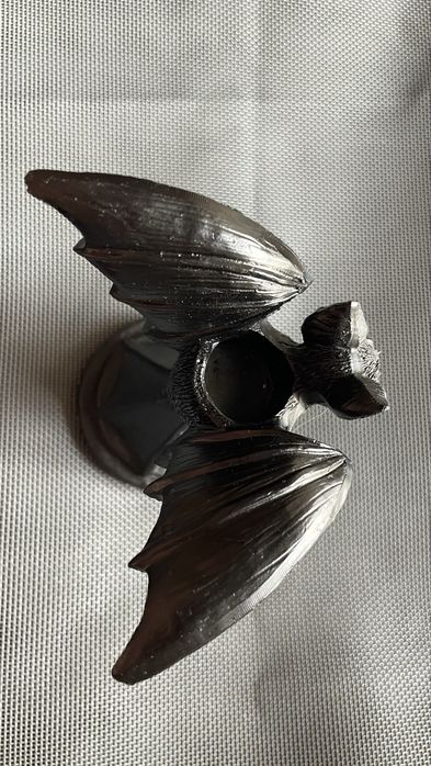 Подсвечник летучая мышь