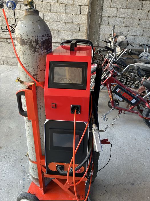 Продаеться сварочный аппарат Laser 1500W