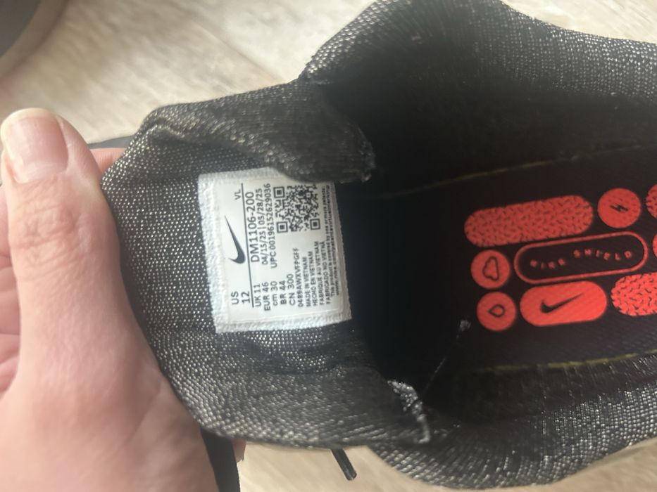 Маратонки Air Winflo 9 Shield 46 номер