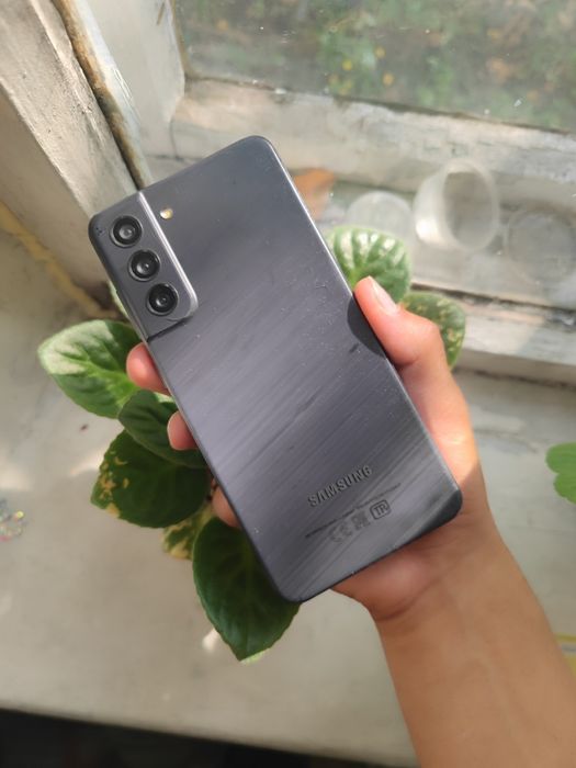 Samsung s21fe 256/8