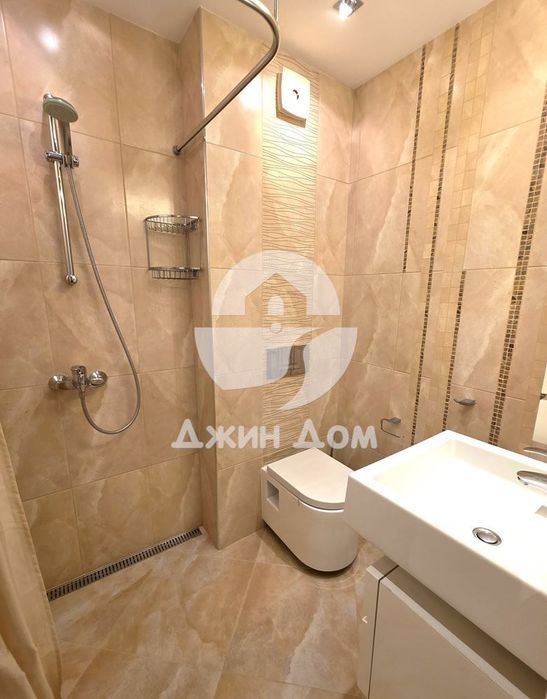 Просторен стилен двустаен апартамент в жилищна сграда в гр. Бургас