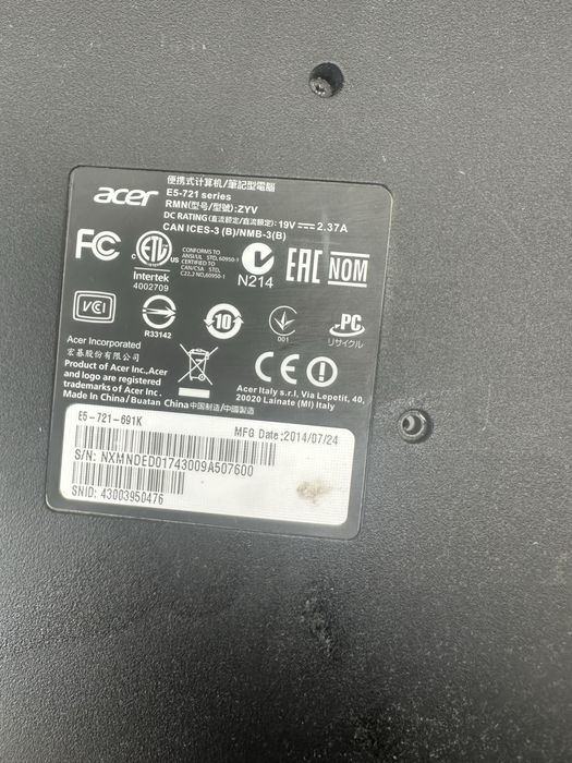 Laptop accer  !!