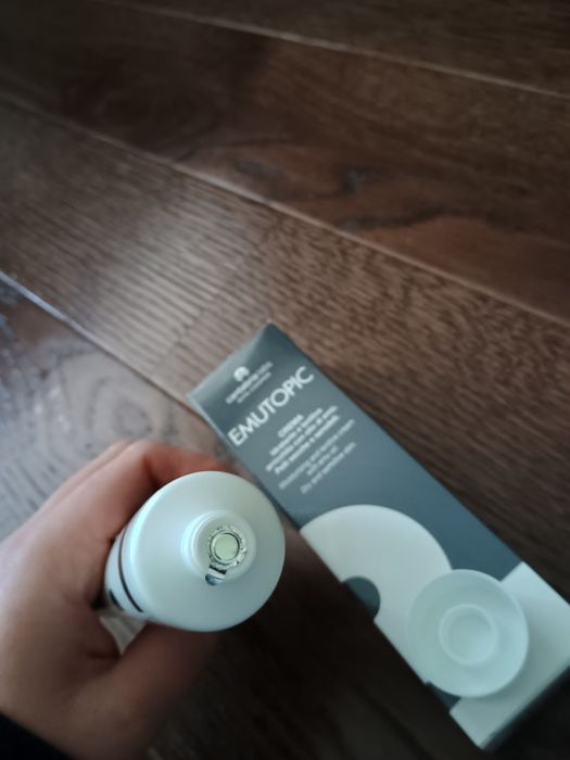 Emutopic крем 100 ml, туба.