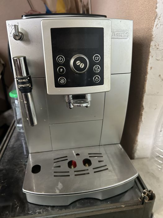 Кафе машина DeLonghi