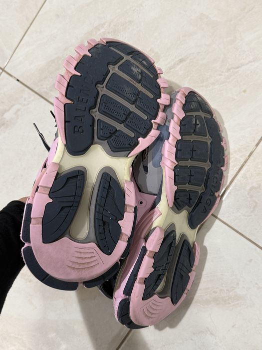 Balenciaga Track 40 Farfetch оригинални, розови, сиви