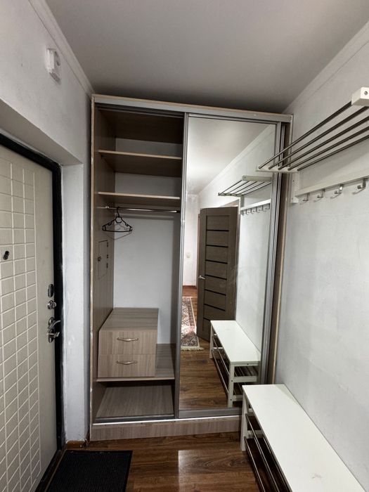 Шкаф для прихожей