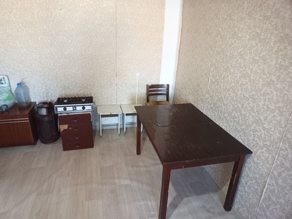 Комната в трёх комнатном секции