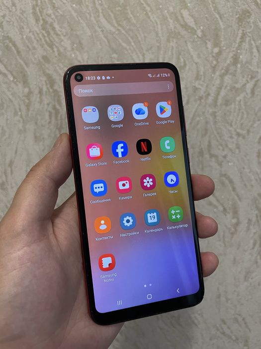 Продам Samsung A11.