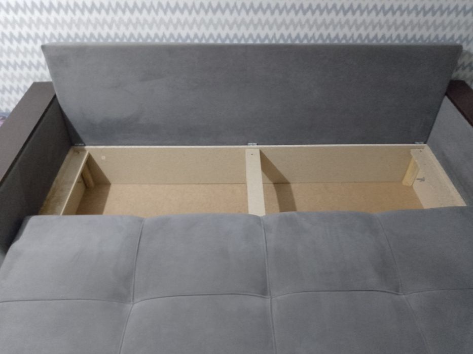 Продам диван в отличном состоянии