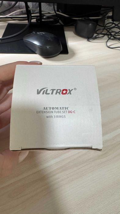 Цифровая зеркальная фотокамера Canon EOS 650D