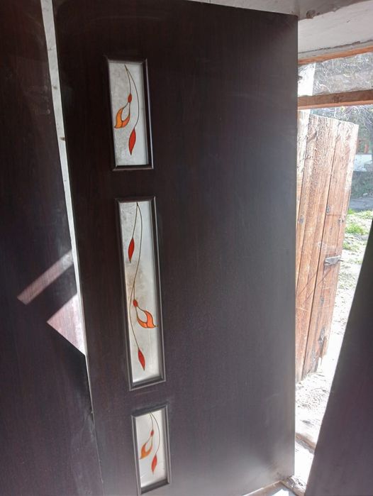 Дверь продается состояние хорошо