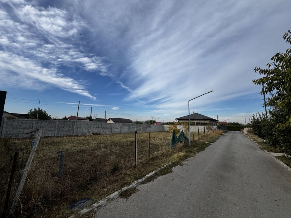 Vand teren 500mp , Isalnita