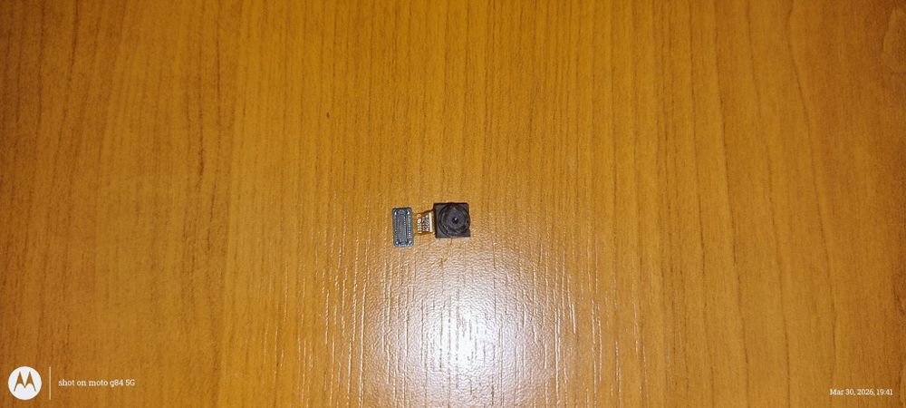 Camera frontala și camera spate de Samsung Galaxy tab a 10.1 din 2019