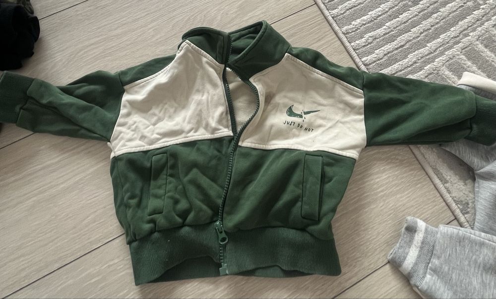 Продам детские вещи