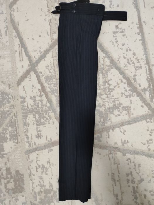 Продается костюм и брюки,идеальный