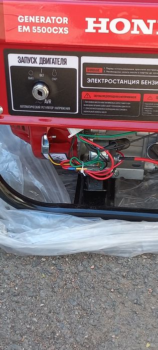 БензиБензиновый  генератор