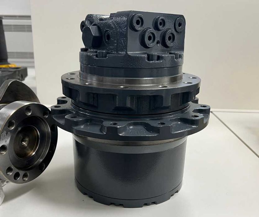 Transmisii finale pentru utilaje de construcții șenilate