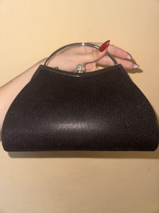 Клъч/чанта черна с блестящи частици