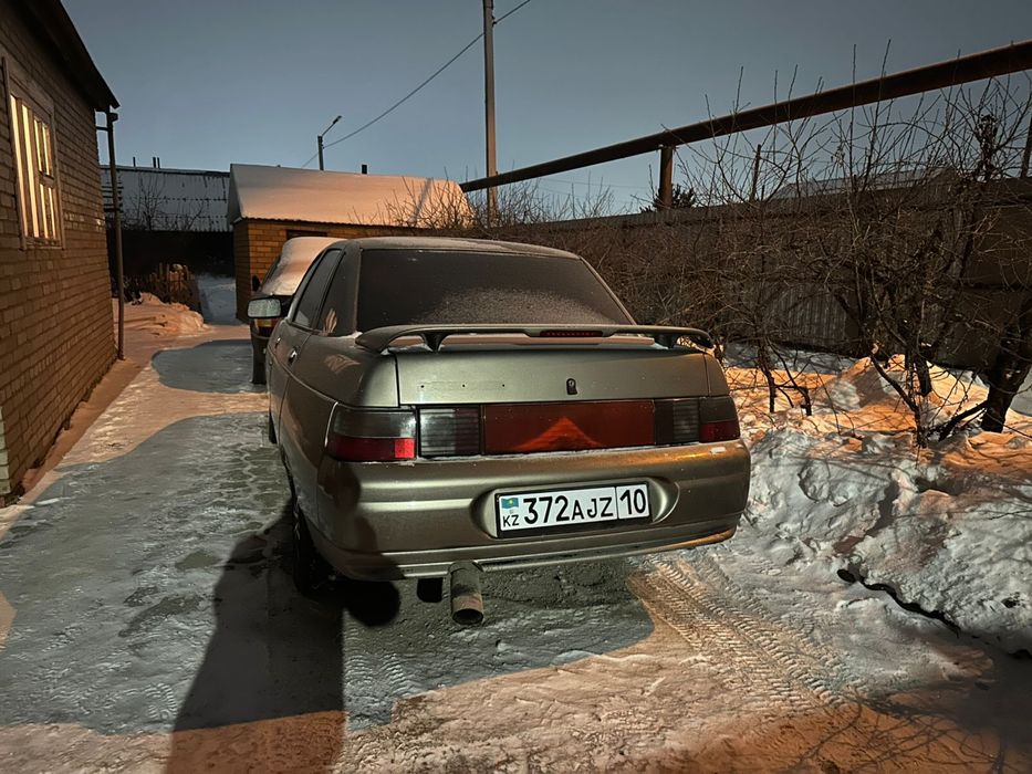 Продам ваз 2110