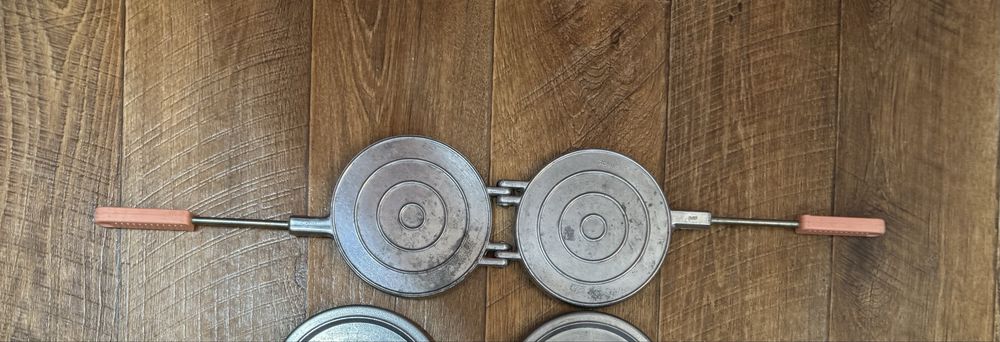 Советская вафельница на газу