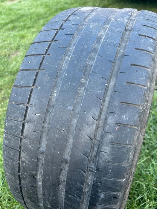 Vând anvelope 245/40 r 18